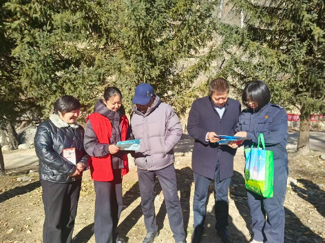 以法为盾，护佑金秋画卷——新疆阿勒泰市司法局拉斯特司法所开展生态保护法治宣传活动