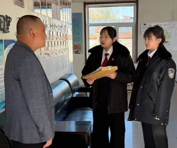 吉林长春新区法院“上门立案+要素式文书”便民服务关爱老年人体现司法关怀