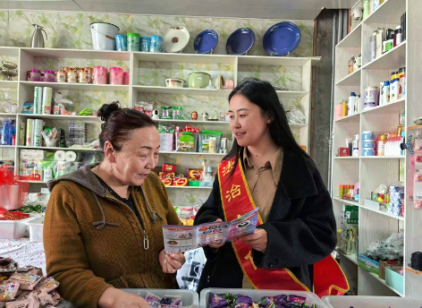 新疆福海县司法局喀拉玛盖司法所开展“珍爱生命，远离毒品”主题普法宣传活动
