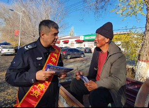 新疆塔城市司法局喀拉哈巴克司法所：烟火巷陌话法治 集市普法护民生