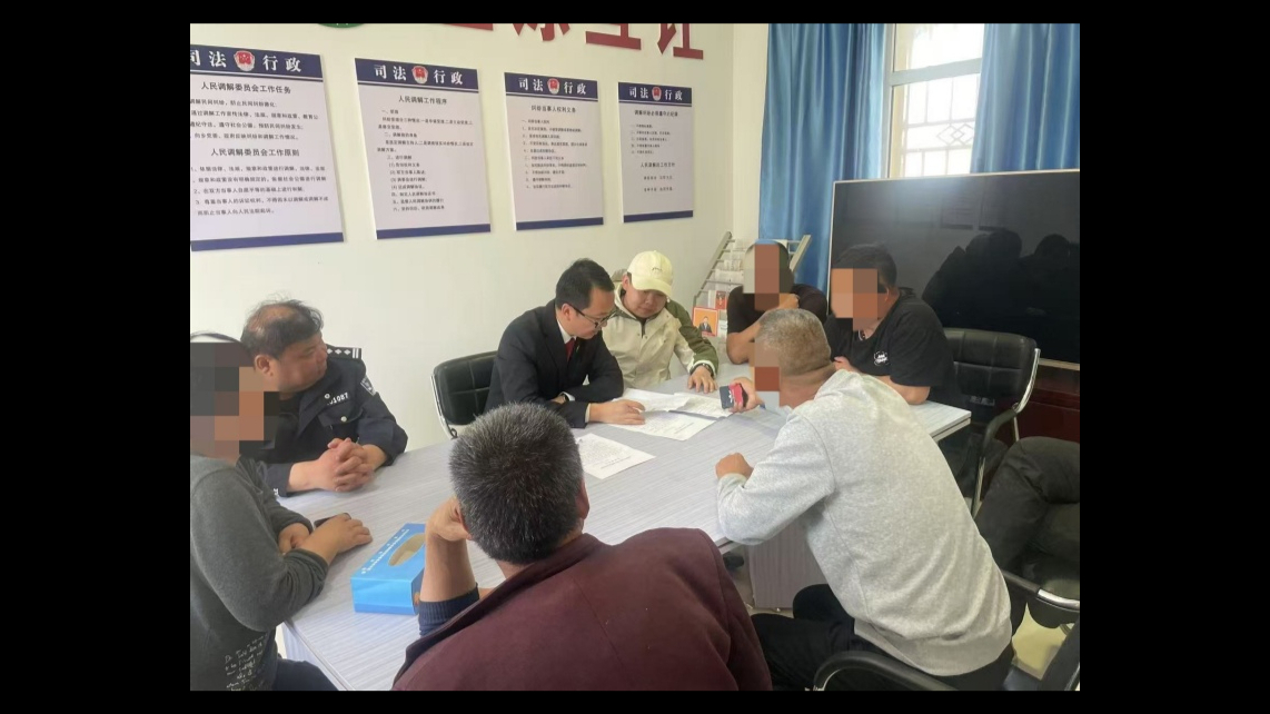 新疆沙湾市人民法院：巡回法庭进乡村 司法惠民解纠纷