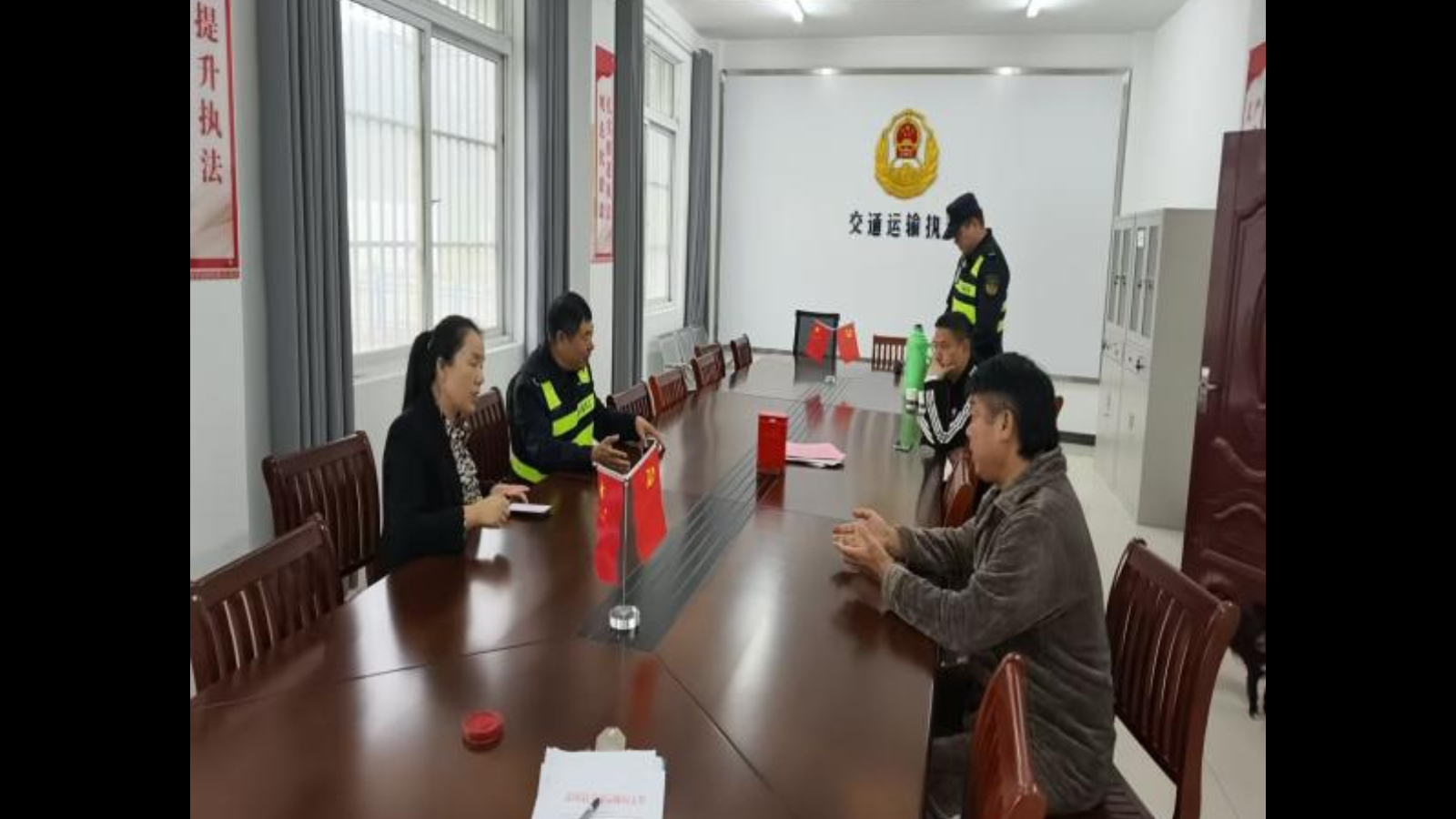 安徽六安市：霍邱县交通综合行政执法大队：多方联动解纠纷，温情服务促和解