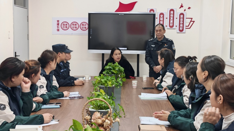 新疆塔城地区沙湾市司法局凯旋街道司法所：普法进五幼 共筑法治安全线