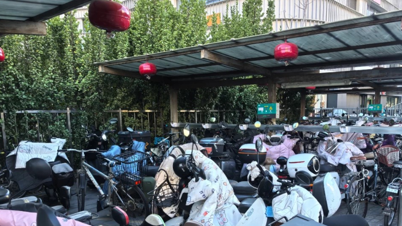 北京一副区长早高峰停电动自行车遭“三连拒”，问题卡在哪儿？