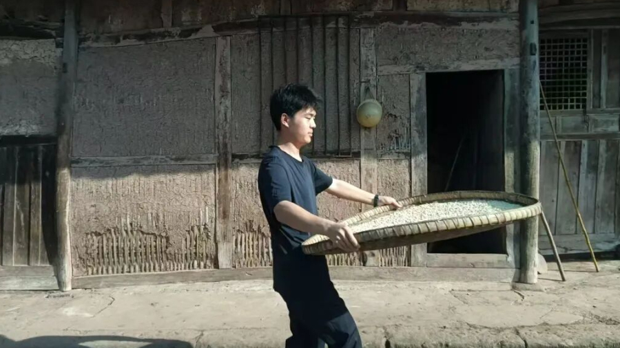 驻村小刘的二三事