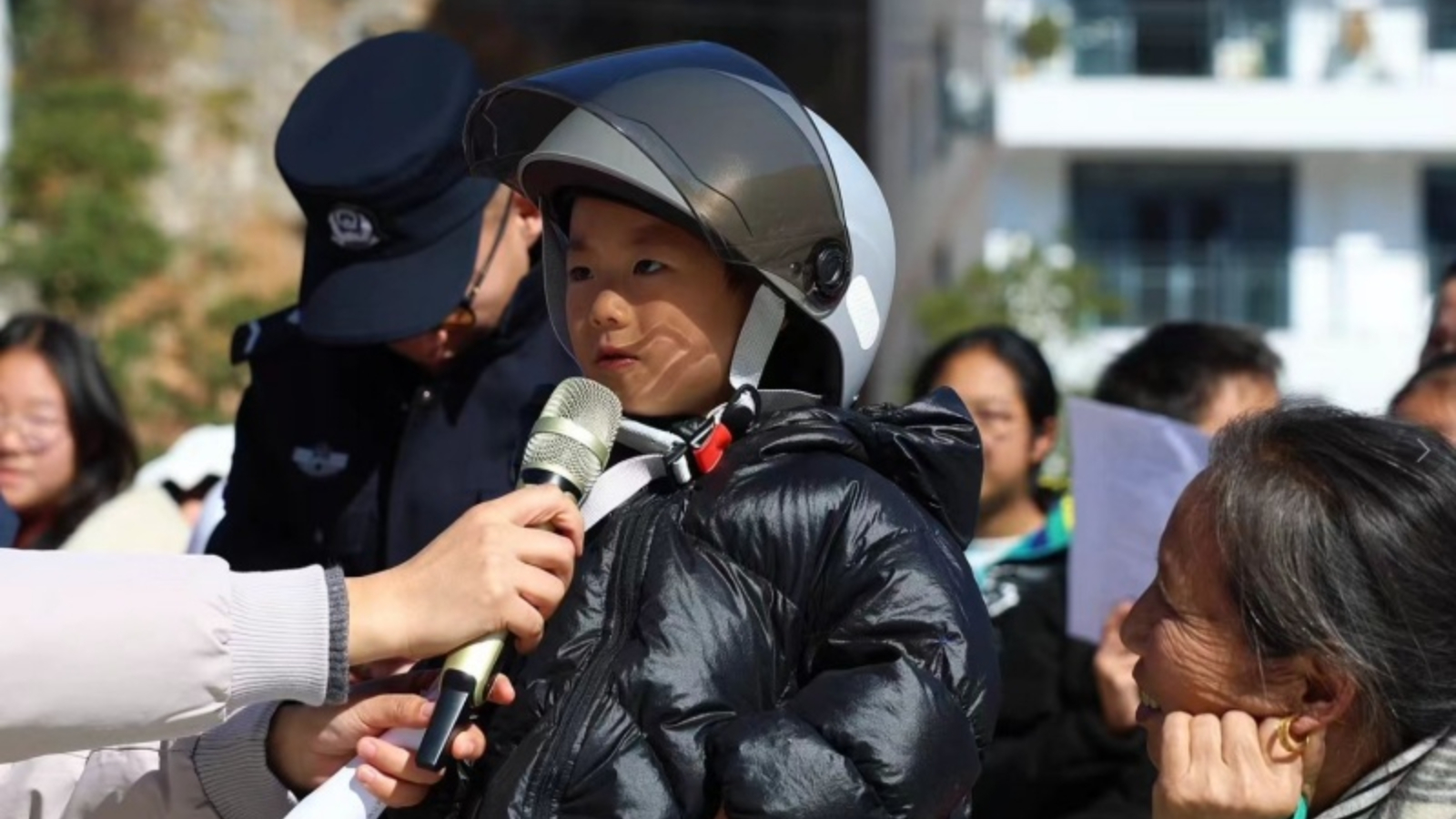 湖北巴东：法治文艺润乡土 惠企服务暖基层