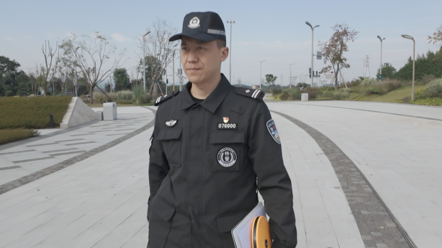 成都警察马廷良：一卷皮尺量出平安，一本日记写就担当