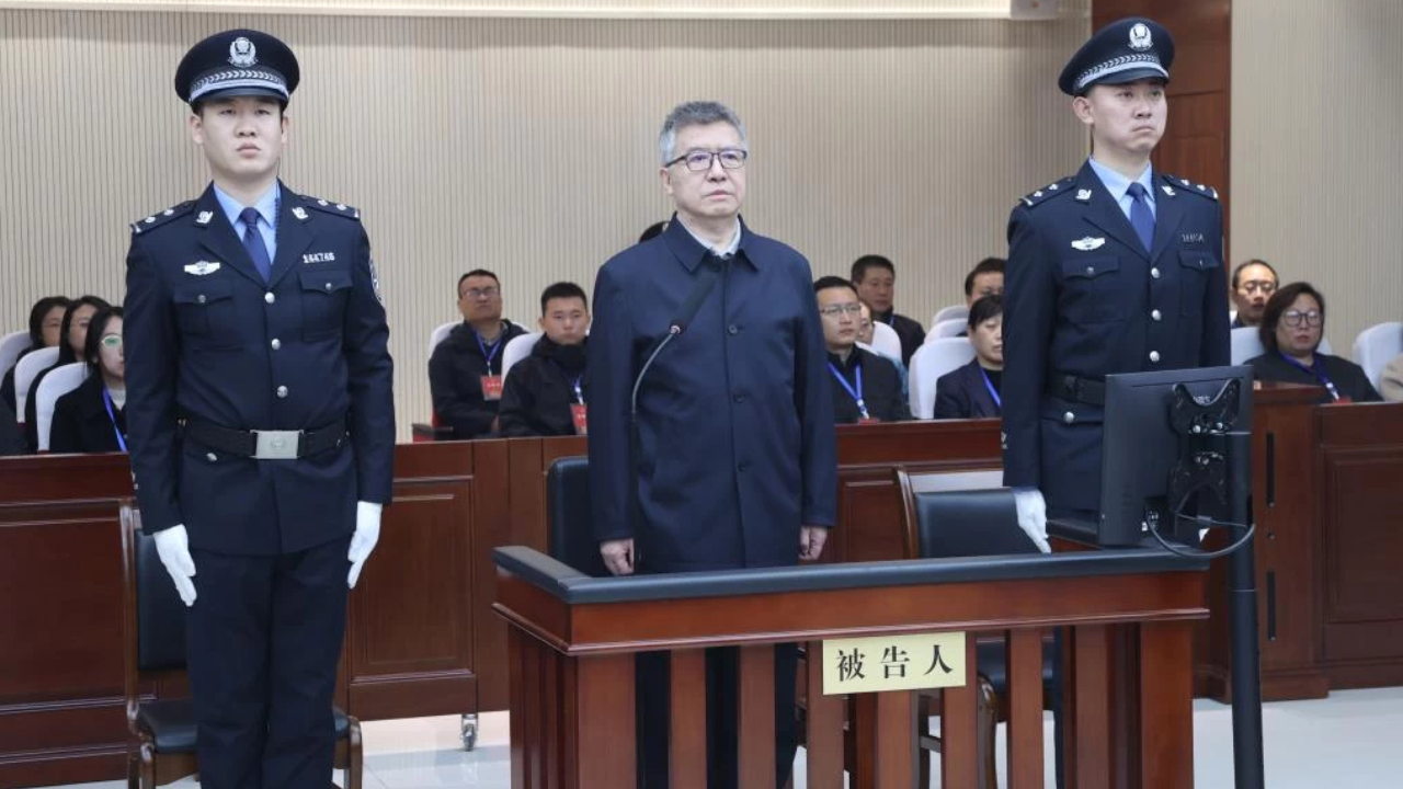 十三届全国人大教科文卫委员会副主任委员杜玉波受贿案一审宣判