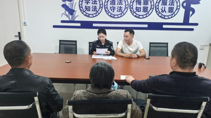 新疆塔城地区塔城市司法局新城司法所：高效调解13万元欠款纠纷 司法确认为协议“护航”促和谐