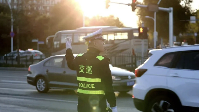 走遍长春 畅通民心——吉林长春公安交警支队以“三微”之力筑“三大”实效
