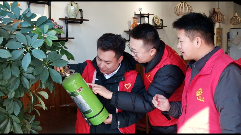新疆生产建设兵团第七师胡杨河市天北经济技术开发区综治中心：以法铸魂 美谐生辉