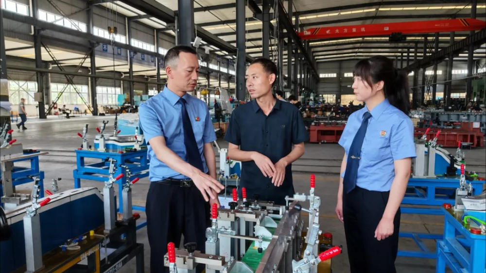 广安政法：以法治之力 筑营商高地