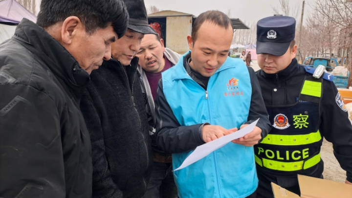 新疆塔城地区乌苏市古尔图司法所：宪法宣传进集市 法治精神入人心