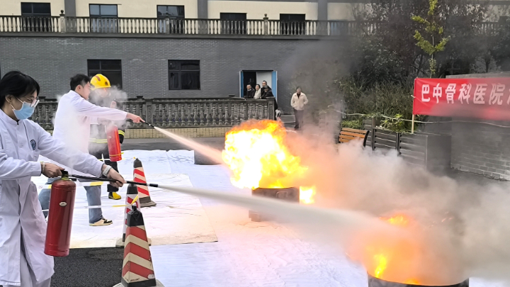 巴中骨科医院： 以赛促练 筑牢消防安全防线