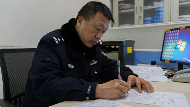 廖显刚：十一载深耕社区，日复一日守护平安