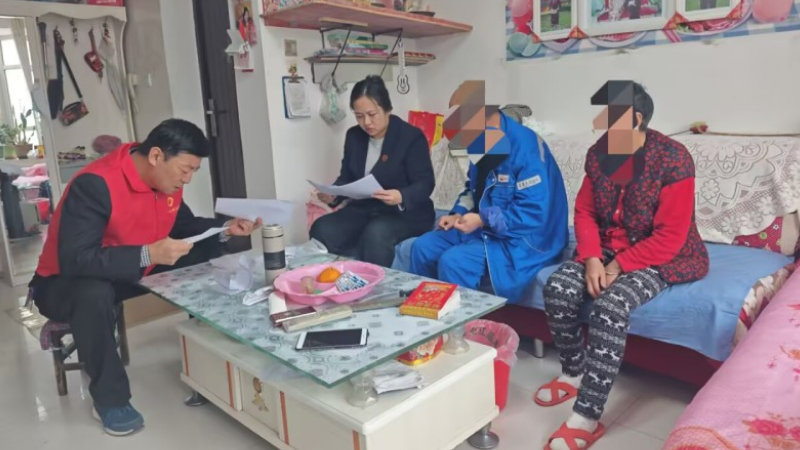 新疆生产建设兵团第七师胡杨河市一二四团司法所：踏雪上门纾民困 连心送法解忧难