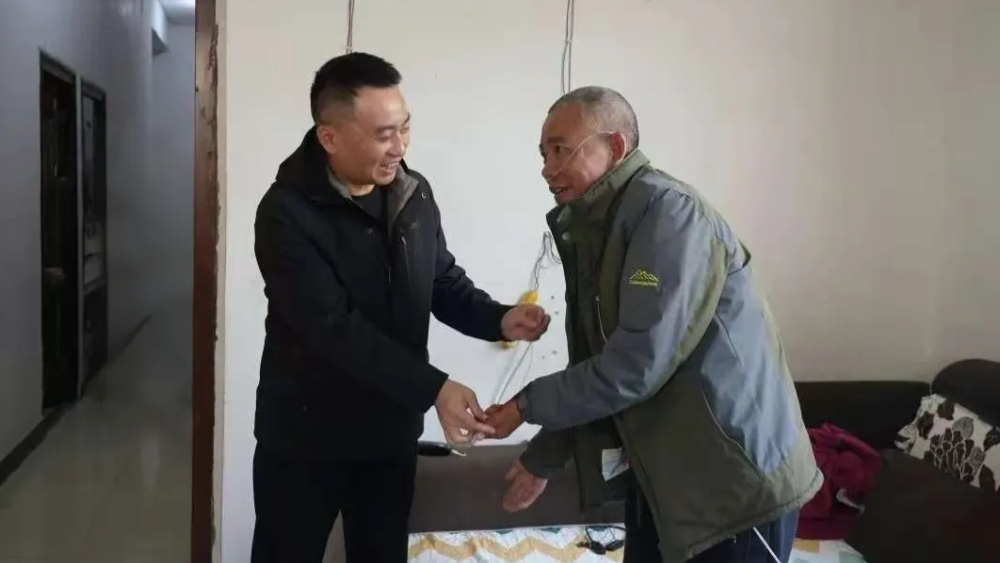 雷马屏监狱开展乡村振兴工作调研