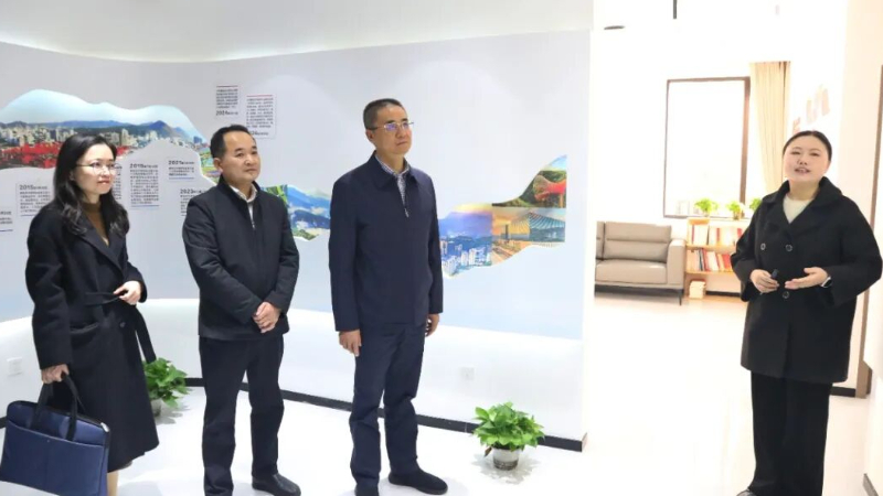 攀枝花市检察院党组书记、检察长罗航调研全市律师工作