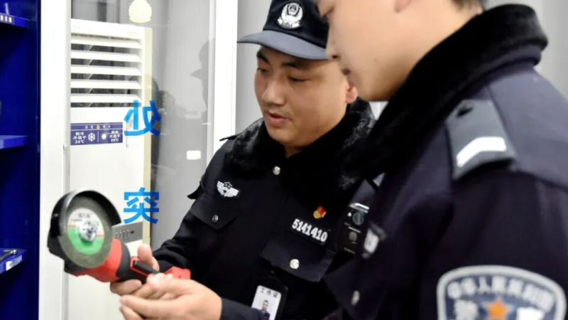 【青优警色】孙正君：甘当一颗永不生锈的螺丝钉