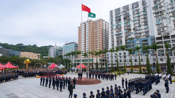 澳门举行升旗仪式和酒会庆祝回归祖国26周年