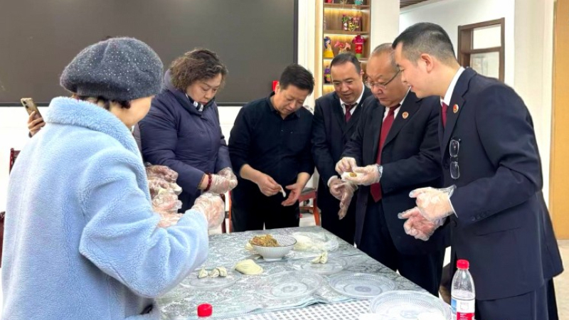 新疆伊犁哈萨克自治州伊宁市人民检察院：冬至暖心聚光明 检民同心过暖冬
