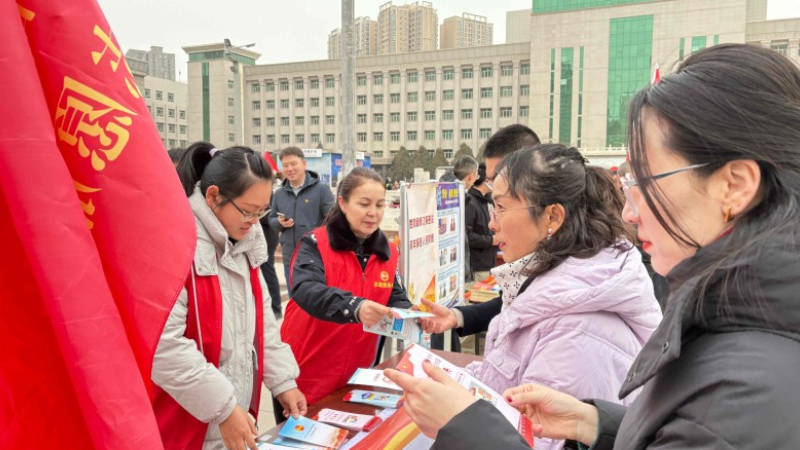 新疆巴音郭楞蒙古自治州库尔勒市司法局：弘扬志愿精神 践行法治担当