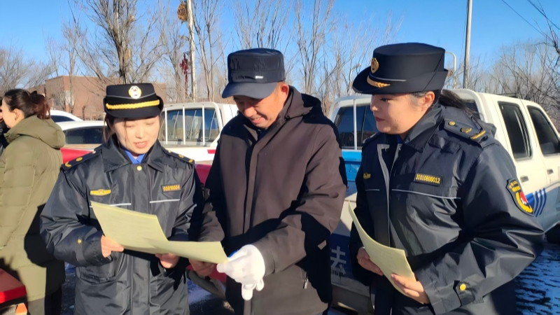 新疆乌鲁木齐县开展预防违法倾倒固体废物专项普法宣传活动
