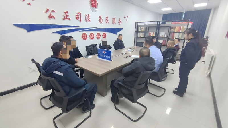 新疆生产建设兵团第七师胡杨河经开区成功化解一起重大欠薪纠纷