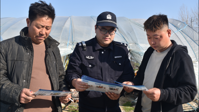 安徽泗县公安局开展冬季安全隐患排查与宣传活动