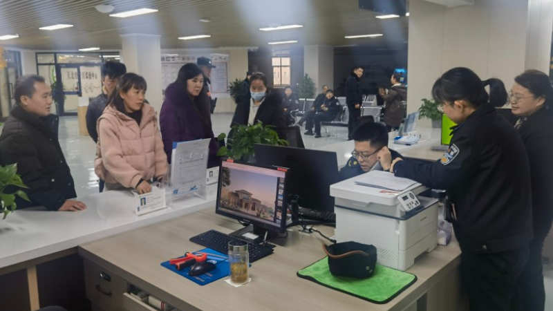 新疆生产建设兵团第七师胡杨河市天北经济技术开发区综治中心：一站解忧多元共治巧化基层“千千结”