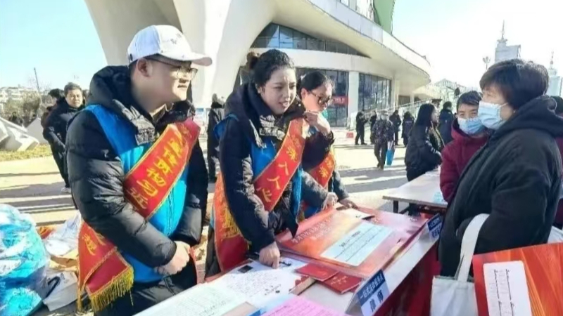 长治市举办“12·4”国家宪法日“法治集市”活动