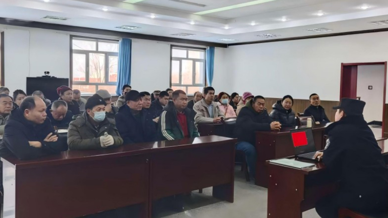 新疆生产建设兵团第七师胡杨河市天北经济技术开发区综治中心司法所开展多种形式法治宣讲活动