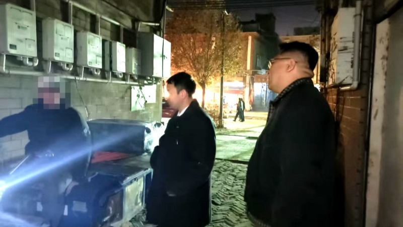 新疆喀什地区莎车县人民法院：深夜执行，警民联动破解“教科书式耍赖”