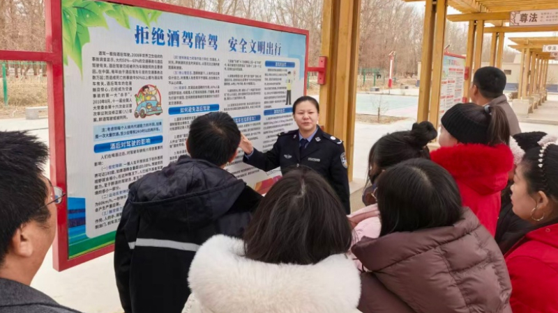 新疆生产建设兵团第二师乌鲁克垦区司法局“三式”激活群众法治大培训