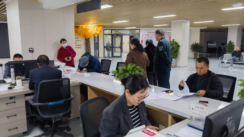 六年纠纷一天化解，新疆生产建设兵团第七师天北经济技术开发区综治中心真情调解力促和谐