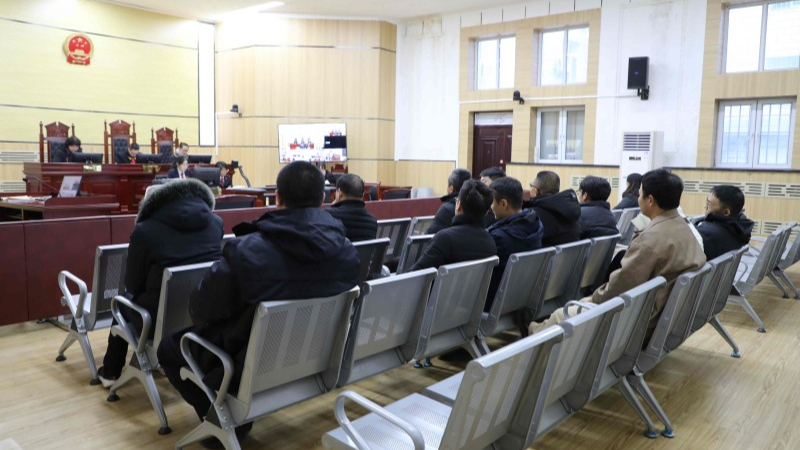 新疆生产建设兵团第七师胡杨河市奎东农场庭审旁听推动法治观念入心见行