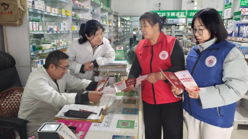 新疆生产建设兵团第七师胡杨河市一二九团“红蓝先锋”调解室：职工群众的暖心港湾