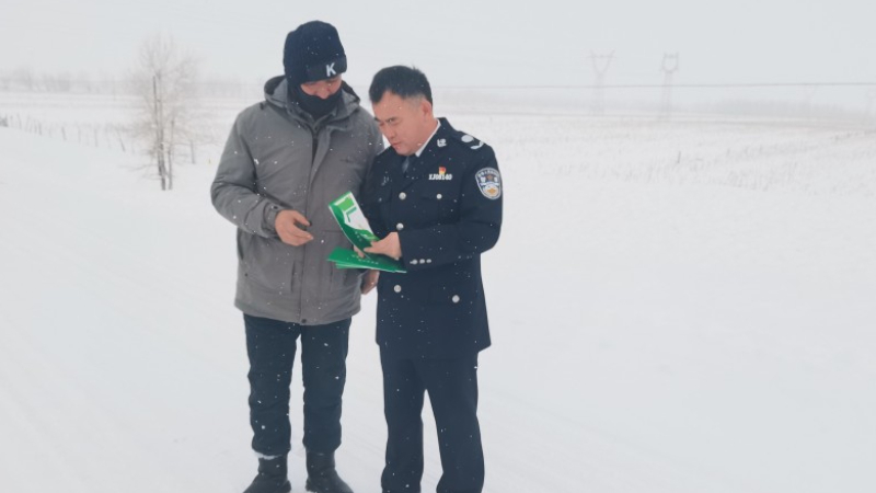 新疆富蕴县司法局喀拉通克镇司法所：法治暖流，淌进冬牧场