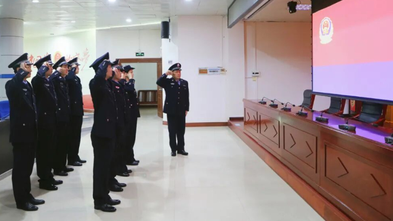 海南屯昌检察院会同澄迈、万宁两地检察机关司法警察共庆第六个“中国人民警察节”