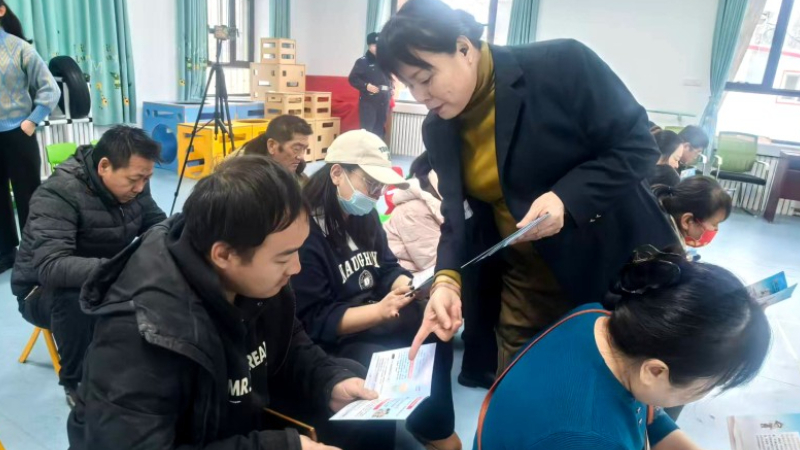 新疆生产建设兵团第七师胡杨河市奎东农场司法所：歌声传法韵 普法润心田