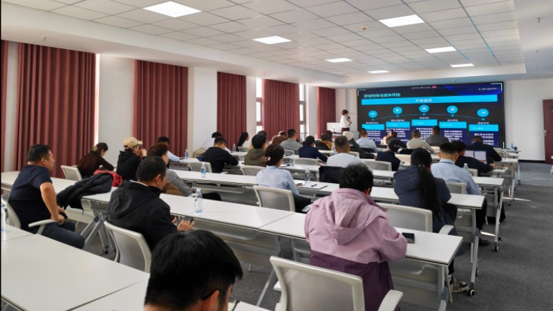 以法为桨商舟共济——新疆霍尔果斯市举办第二期“法商协同”课程培训