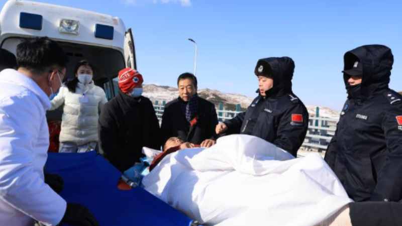 吉林边检总站圈河出入境边防检查站：绿色通道守护生命 高效服务温暖国门