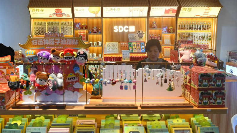 从“必需”到“悦己”：中国兴起“犒赏”消费新势力