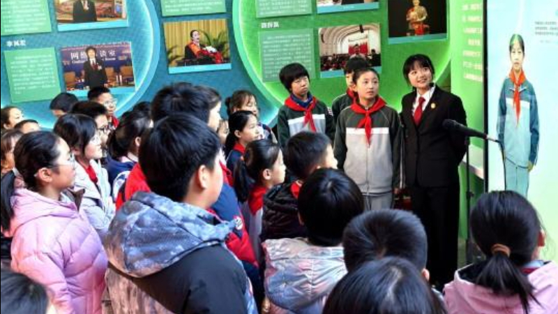 AI“法治小伙伴”就在学生身边