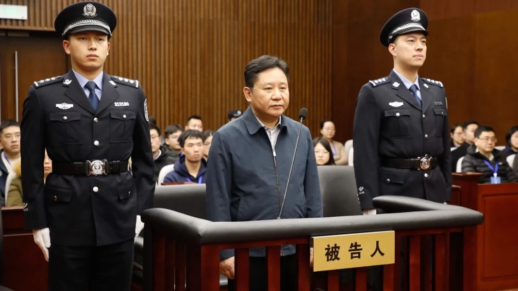 受贿3735万余元 海南省纪委原副书记陈笑波一审获刑12年