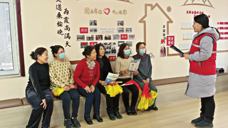 太原：年轻人化身“脱口秀演员”宣传反诈知识