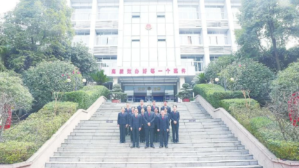 检察蓝守护少年志 法治光点亮成长路
