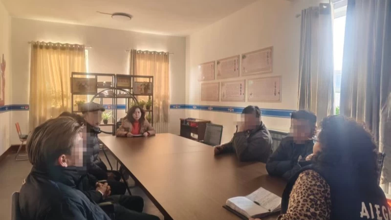 新疆伊宁市琼科瑞克司法所：跨区域用情调解破僵局 七名务工者权益终得偿
