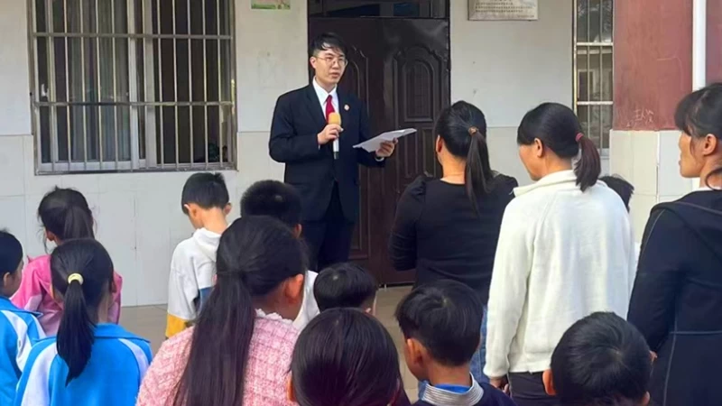 海南屯昌法院深入校园开展普法活动 助力青少年法律意识提升