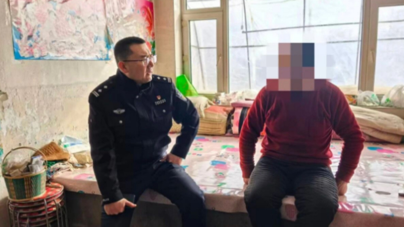 春节慰问暖民心 吉林扶余三岔河派出所情系辖区困难群众